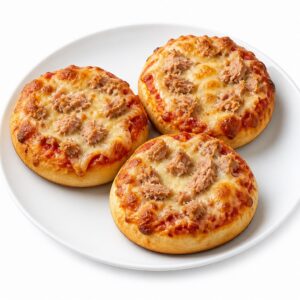 Pizzabrötchen mit Käse und Thunfisch